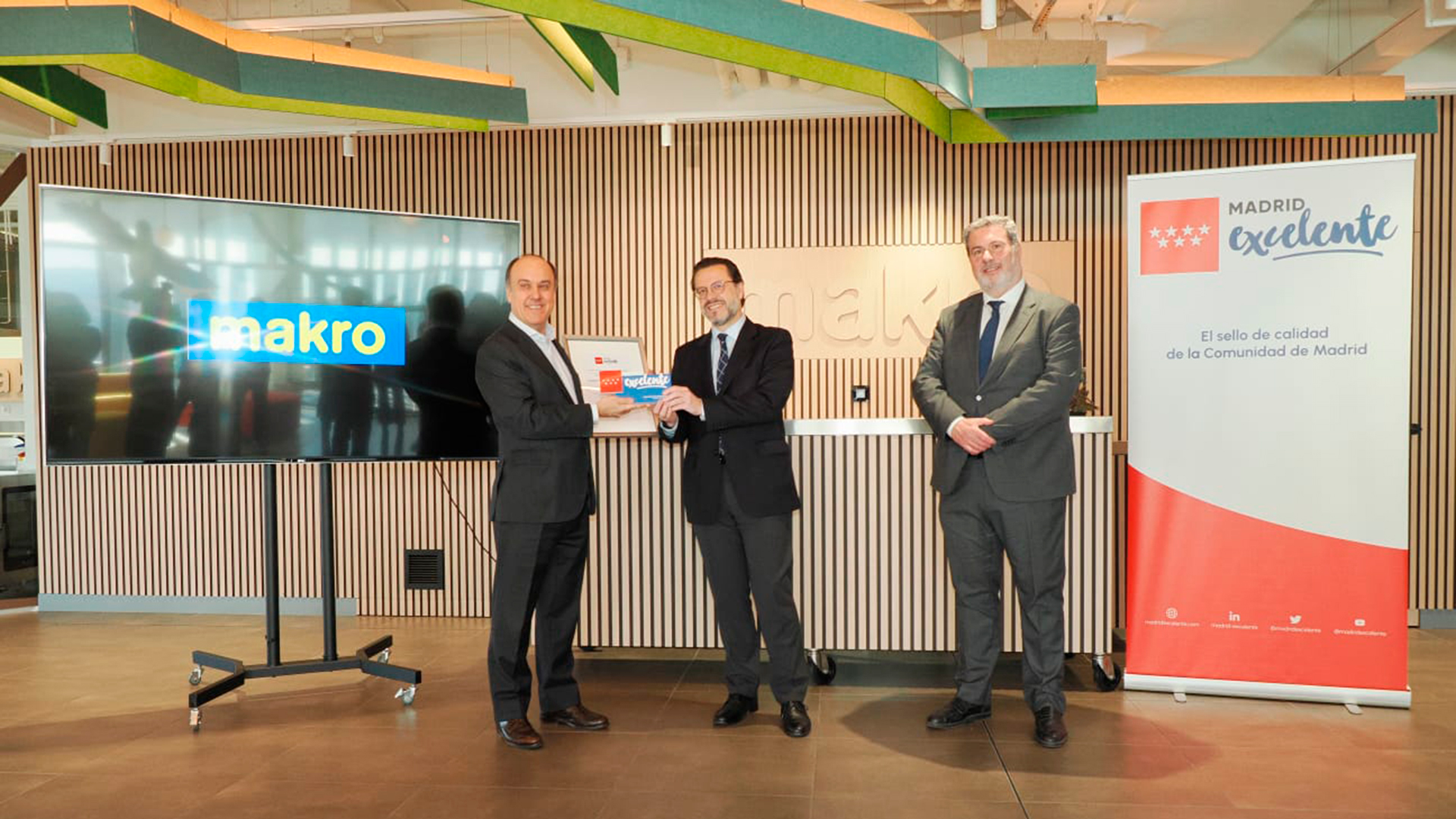 La Comunidad de Madrid avala el compromiso de Makro con la innovación y la sostenibilidad mediante su sello de calidad Madrid Excelente